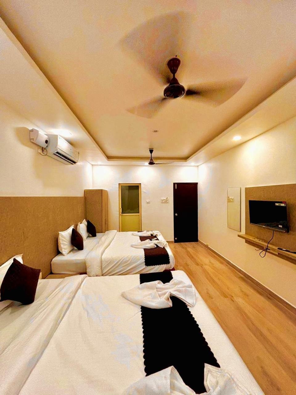 Baga Beach Way Exterior photo
